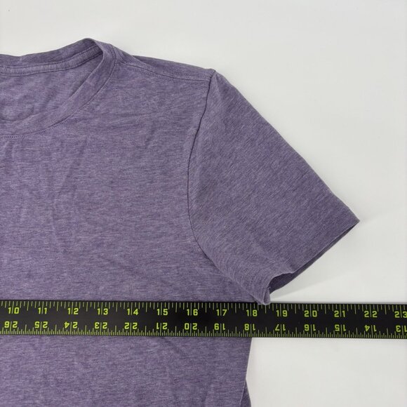 Lululemon Purple Short Sleeve T Shirt Athletic Womens Size 6 *Read Description* - Picture 4 of 5